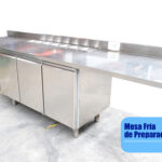 Mesa refrigerada con ensaladera