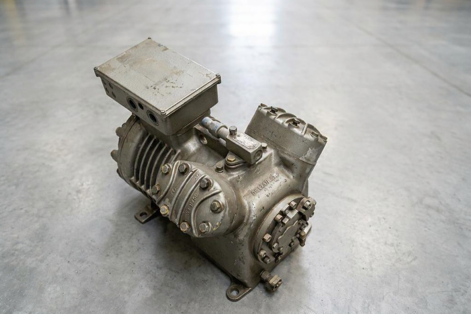 T-144 Compresor BITZER 4V-10.2 Y - Imagen 1