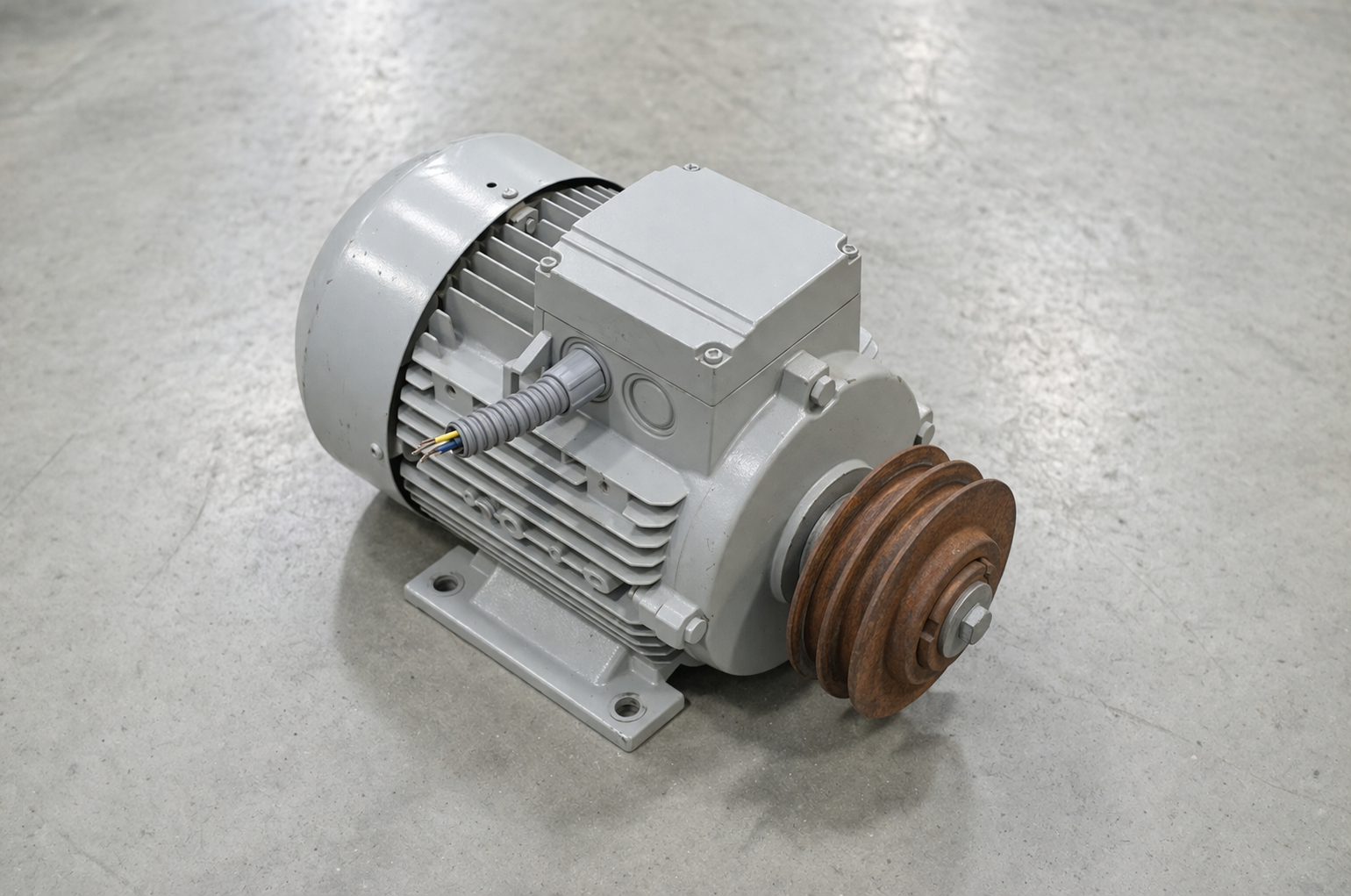 T-182 Motor SIEMENS 1LA7113-4AA10 - Imagen 1