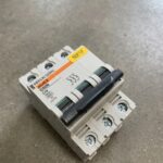 AUTOMATICO 3~16A - C60N