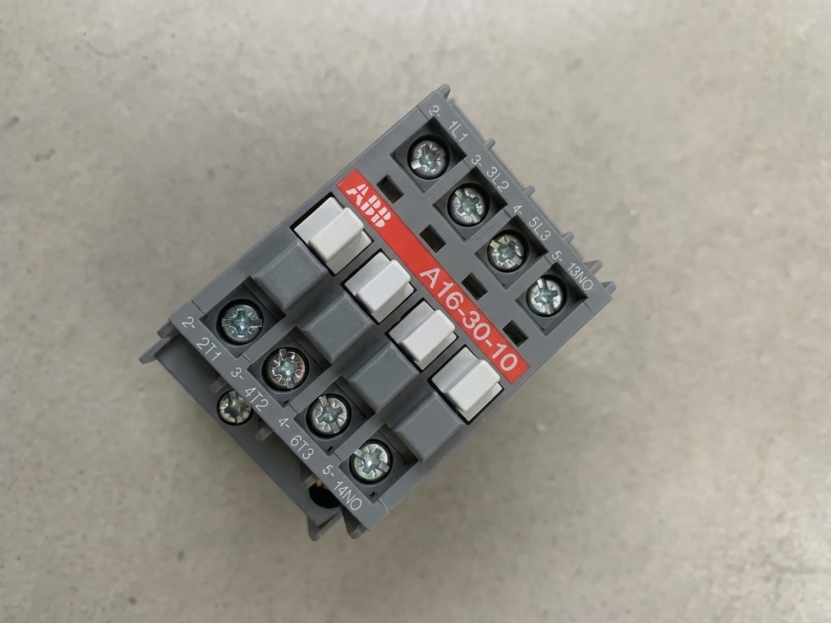 S-220 Contactor A16 CONTACTOR ELECTROMAGNETICO - A16-30-10 - Imagen 1