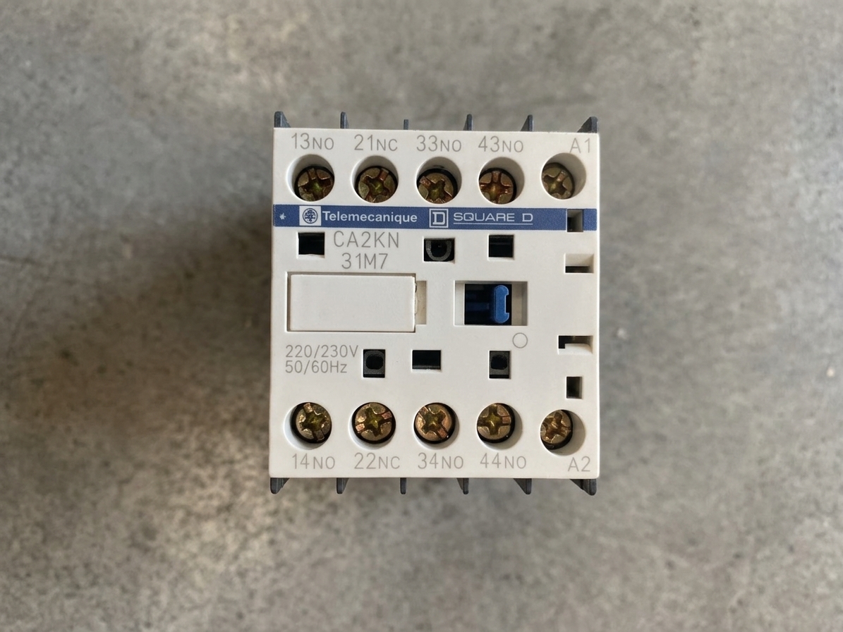 S-233 Contactor 10A CONTACTOR POTENCIA - TeSys K - Imagen 1
