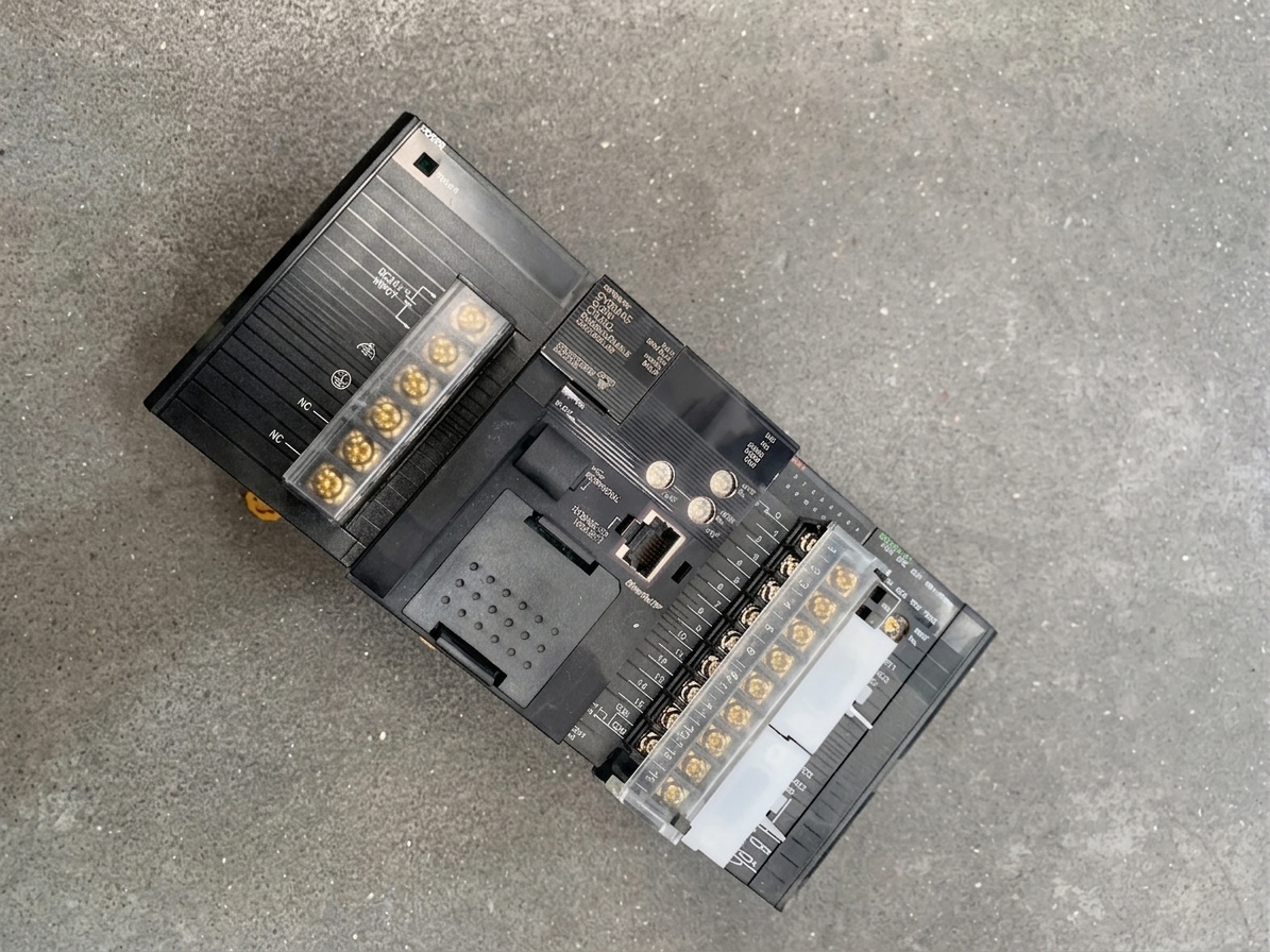 S-260 Fuente de Alimentacion FUENTE de ALIMENTACION OMRON - SYSMAC PLC - CJ1W-PD025 - Imagen 1